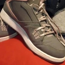 Jordan — Jordan Air 1 Mid Teens Mid Top Lace Up — Sneaker — resale