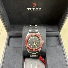 Tudor — Tudor Black Bay Heritage 41mm Steel Black Dial Red Burgundy 79230R — Watch — resale