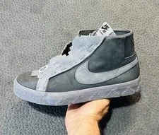 Nike SB — Nike SB Zoom Blazer Mid ‘Di’Orr Greenwood’ 2024 — Sneaker — resale