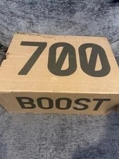 Yeezy — Yeezy Boost 700 US ’S — Sneaker — resale