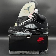 Jordan — Jordan 5 OG Metallic Reimagined — Sneaker — resale