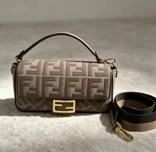 Fendi — Fendi Baguette Medium GHW Crossbody Auth — Handbag — resale