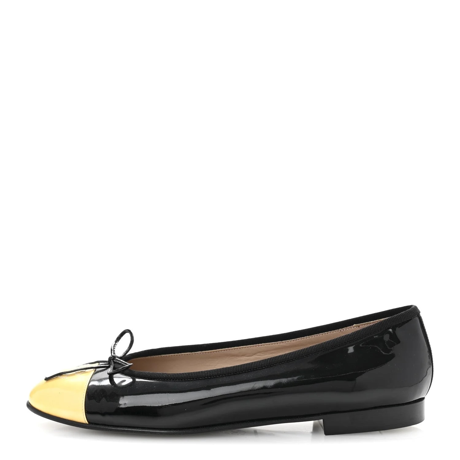 Chanel — CC Cap Toe Ballerina 40 — Designer Shoe — resale