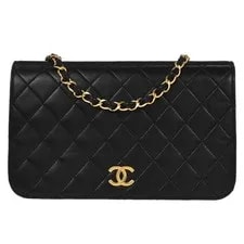 Chanel — Chanel Pushlock Medium Half Flap 18885 — Handbag — resale