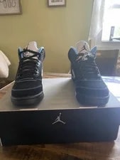 Air Jordan — Air Jordan 5 Retro Carolina 2026 GS — Sneaker — resale