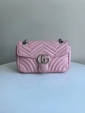 Gucci — Authentic Gucci GG Marmont Medium — Handbag — resale