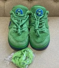 Nike SB — Nike SB Size 8 Dunk Low X Grateful Dead Bear 2020 — Sneaker — resale