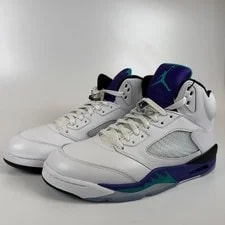 Jordan — Jordan 5 Retro Grape 2025 Basketball Shoes HQ7978-100 — Sneaker — resale