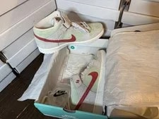Nike SB — Nike SB Dunk Mid QS Widow AQ2207-163 Size 12 With Familia Dust Bag — Sneaker — resale