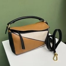 Loewe — Loewe Small Puzzle , (24×15×10)cm — Handbag — resale
