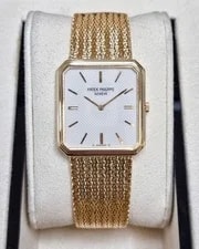 Patek Philippe — Patek Philippe Classique Ref. 3763/1 . 26mm X 28mm - Service Papers From Patek — Watch — resale