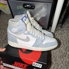 Air Jordan — Air Jordan 1 Retro High OG Hyper Size 9 555088-402 — Sneaker — resale