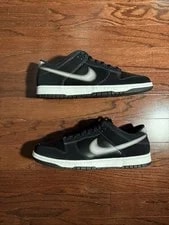 Nike — Nike Dunk Low Airbrush Swoosh — Sneaker — resale
