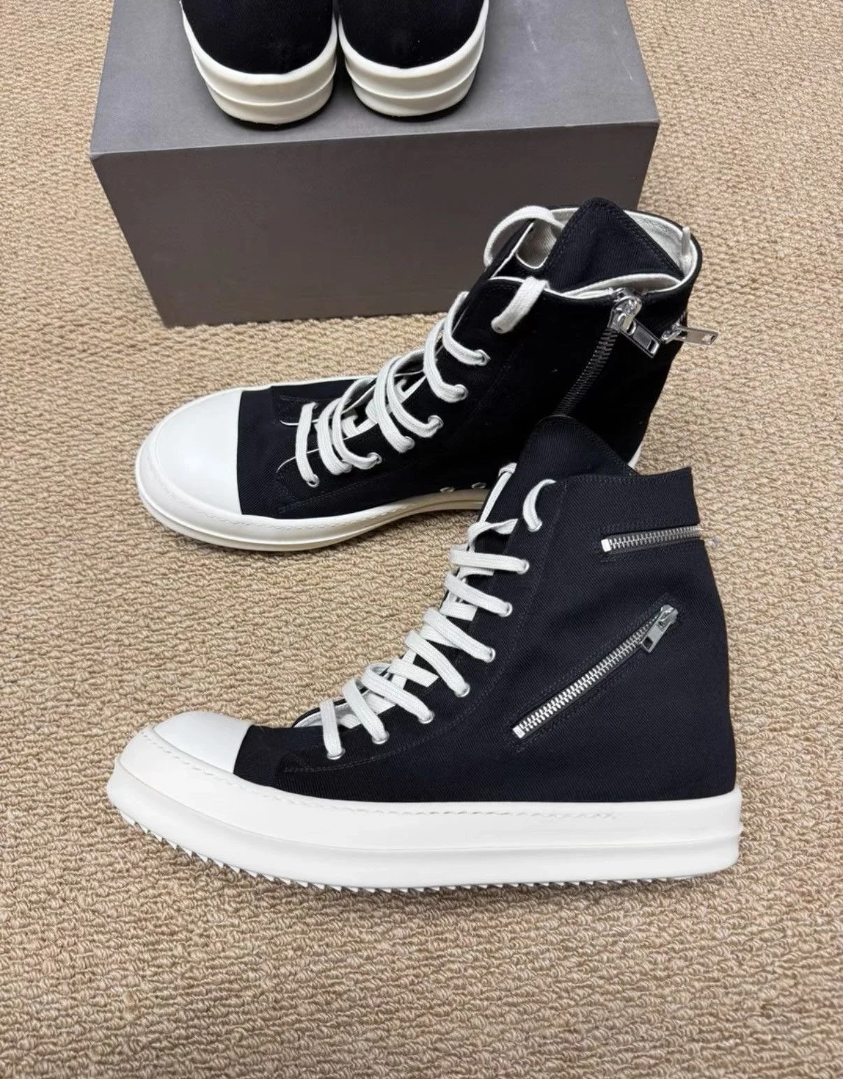 Rick Owens DRKSHDW — Rick Owens Drkshdw Cargo High Top K37 — Sneaker — resale