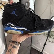 Jordan — Jordan’s and High Top — Sneaker — resale