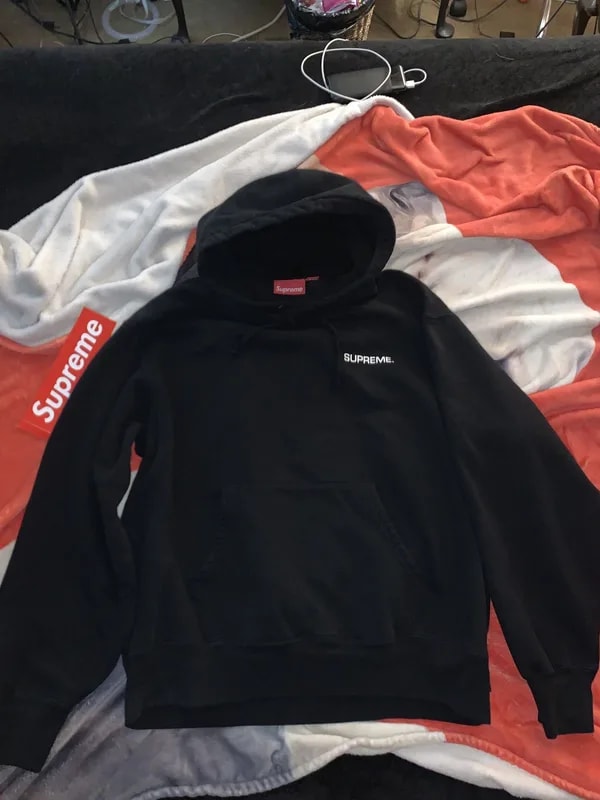 Supreme — Supreme Immortal Beloved Hoodie Large Canada — streetwear — resale