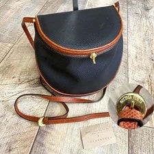 Bottega Veneta — Bottega Veneta Marco Polo Mini Crossbody Pouch Mini B — Handbag — resale