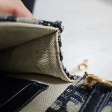 Dior — Dior Saddle Phone Holder Official — Handbag — resale