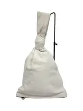 Bottega Veneta — Bottega Veneta / Handbag — Handbag — resale