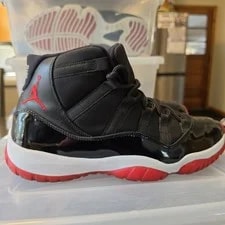 Jordan — Air Jordan 11 2012 — Sneaker — resale