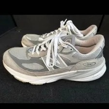 New Balance — 9.5US New Balance 990V6 Width D — Sneaker — resale