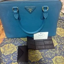 Prada — Prada Authentic Near — Handbag — resale