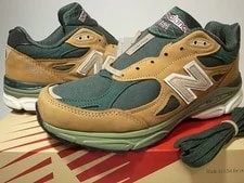 New Balance — New Balance M990WG3 Wg3 By Teddy Santis Us9 — Sneaker — resale