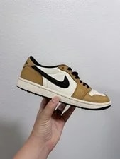 Air Jordan — Size 9 - Air Jordan 1 Retro OG Low Rookie of the Year — Sneaker — resale