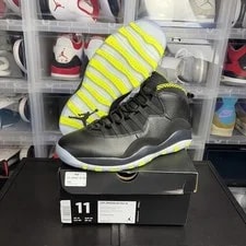Air Jordan — Size 11 - Air Jordan 10 Retro Venom — Sneaker — resale