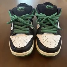Nike SB — 8.0US Nike Sb Dunk Shoes 26Cm — Sneaker — resale