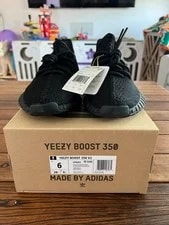 Yeezy — Yeezy Boost 350 V2 CP9652 / GS Sz 6 New — Sneaker — resale