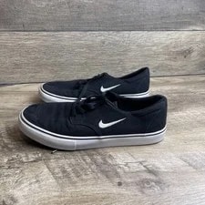 Nike SB — Nike SB Clutch 729825-001 9.5 Skateboard Shoes — Sneaker — resale