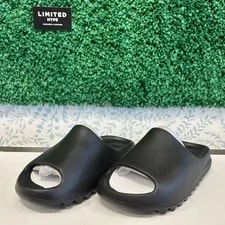 Yeezy — NEW Yeezy Slide YS-01 ’s Size 4 W/ Dust Bag — Sneaker — resale