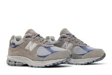 New Balance — New Balance 2002R Gore-Tex Marblehead Moon M2002RXB — Sneaker — resale