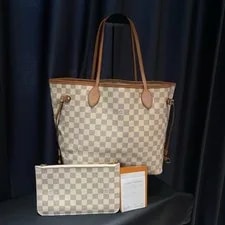 Louis Vuitton — Louis Vuitton Neverfull D — Handbag — resale