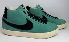 Nike SB — 2008 Nike Sb Blazer Mid — Sneaker — resale