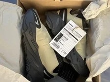 Adidas — Adidas Yeezy Boost 700 Mnvn Resin GW9525 Athletic 2022 — Sneaker — resale