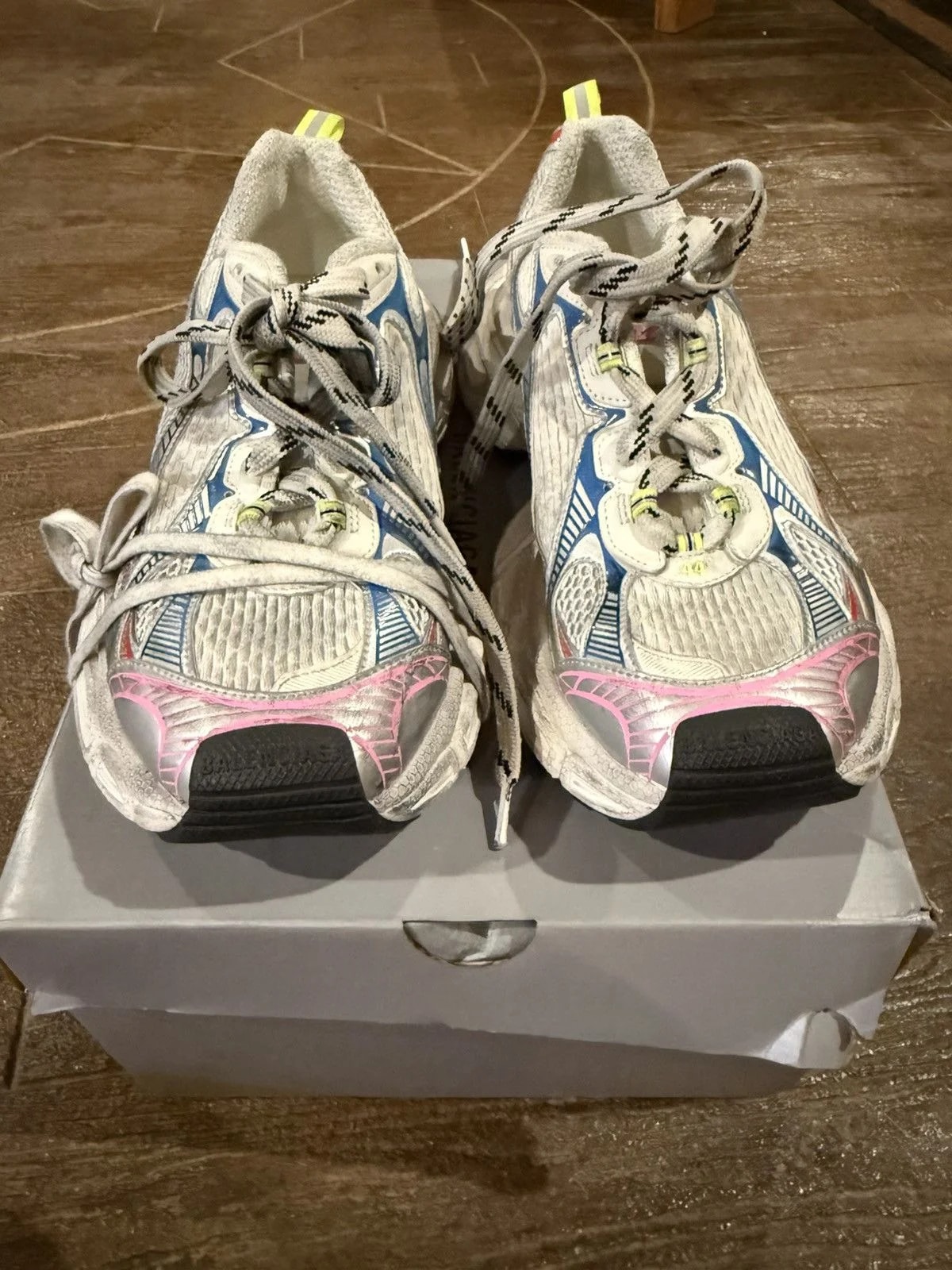 Balenciaga — Balenciaga -Colored 3XL — Sneaker — resale
