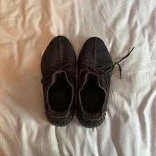 Yeezy — Yeezy 350 Boost V2 Size 9.5 US — Sneaker — resale
