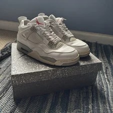 Jordan — Jordan Air 4 ’S Mid Top / Lace Up Retro — Sneaker — resale
