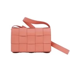 Bottega Veneta — Bottega Veneta Cassette Maxi Intr — Handbag — resale