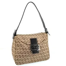 Fendi — Fendi Mamma Baguette R3254YY703 — Handbag — resale