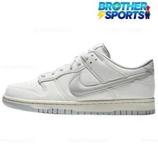 Nike — Nike Dunk Skateboard Shoes Low Top -100 — Sneaker — resale