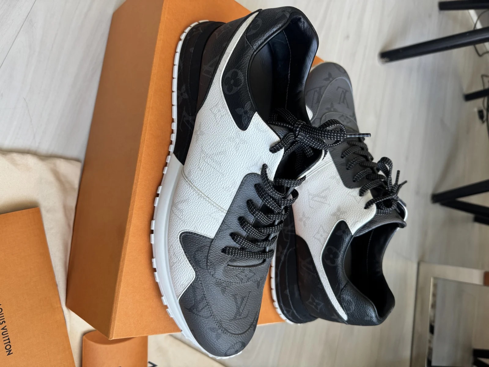 Louis Vuitton — Louis Vuitton Run Away — Sneaker — resale