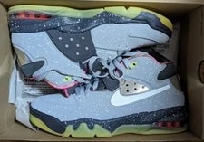 Nike — Nike Air Force Max 2013 All-Star Rayguns Us10.5 — Sneaker — resale