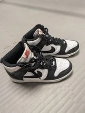 Nike — Size 7.5 - Nike Dunk High — Sneaker — resale