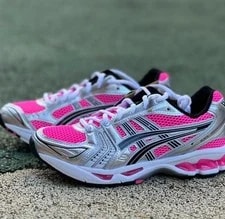 Asics — Asics Gel Kayano 14 Glow Running Shoes — Sneaker — resale