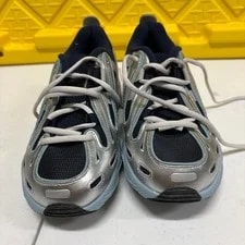 Adidas — Adidas Equipment Gazelle Size 5 Running Shoes — Sneaker — resale