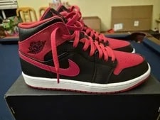 Jordan — Size 10.5 - Jordan 1 Mid Alternate — Sneaker — resale