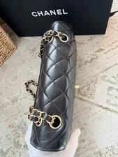 Chanel — Chanel Classic Small Double Flap Hw — Handbag — resale